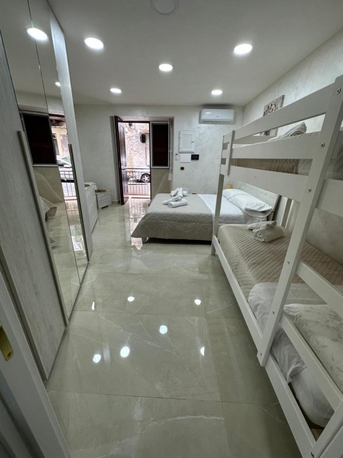 Apartamento Chloehouse Nápoles Exterior foto